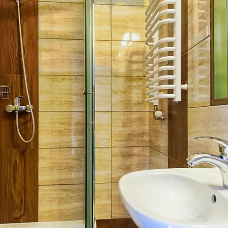 Tatrzanski Gosciniec Bed & Breakfast Lesnica (Lesser Poland)